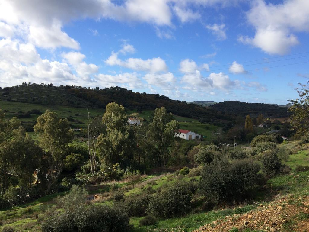 Гостьовий будинок Cortijo El Berrocal Касалья-де-ла-Сьєрра Екстер'єр фото