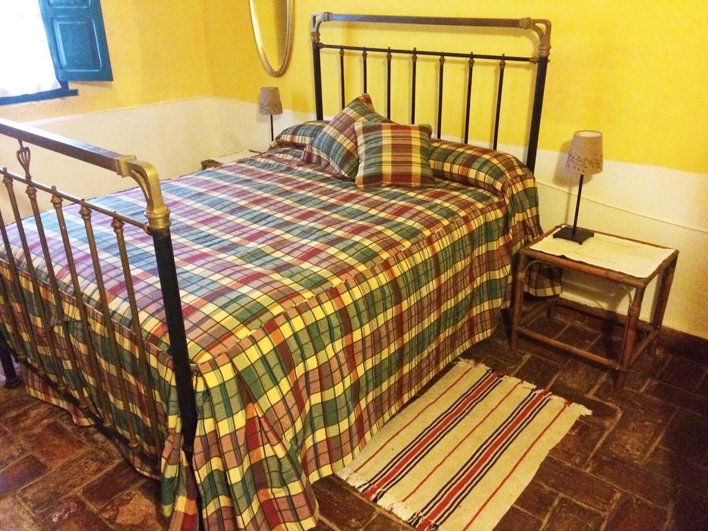 Гостьовий будинок Cortijo El Berrocal Касалья-де-ла-Сьєрра Номер фото