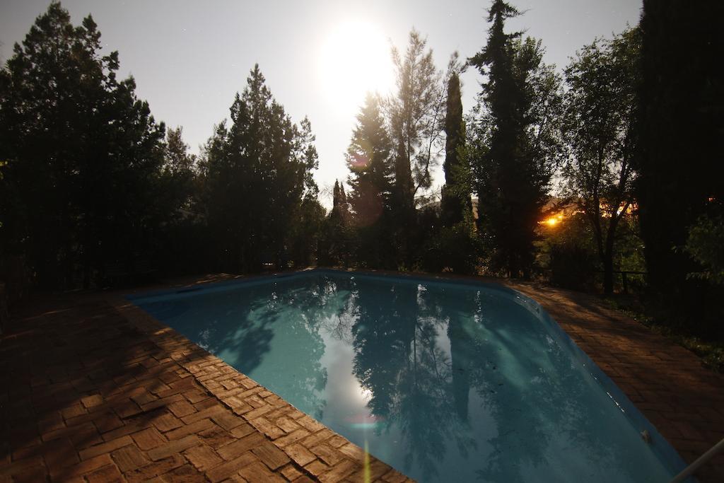 Гостьовий будинок Cortijo El Berrocal Касалья-де-ла-Сьєрра Екстер'єр фото