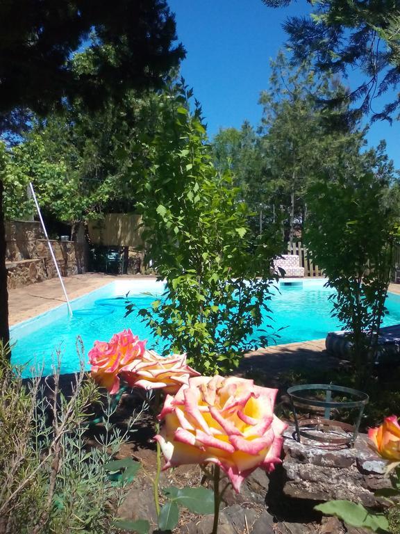 Гостьовий будинок Cortijo El Berrocal Касалья-де-ла-Сьєрра Екстер'єр фото